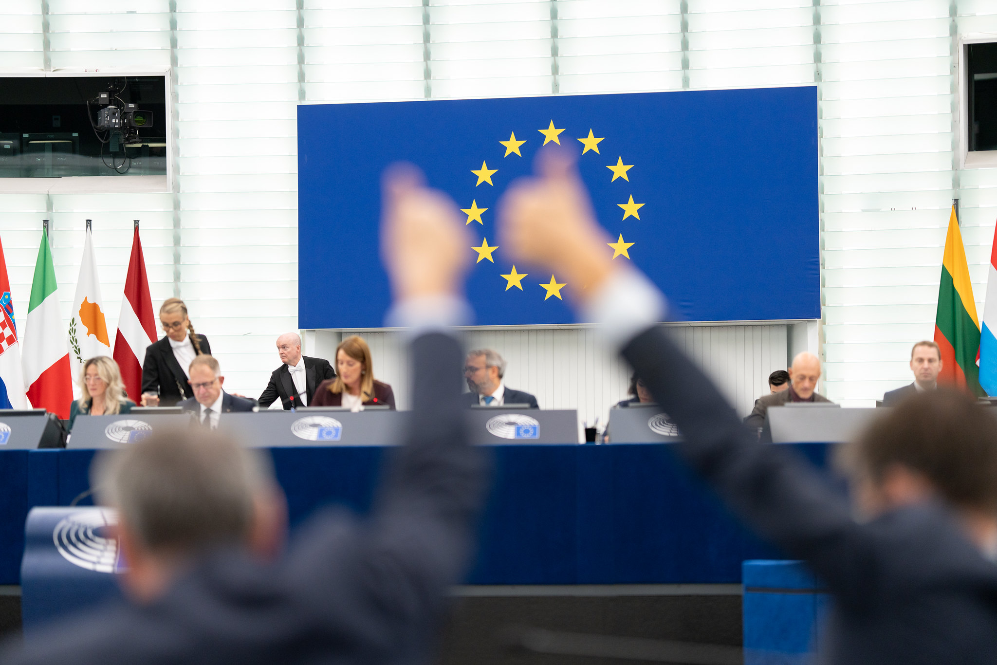parlamento-europeu-aprova-projeto-que-financia-turismo-do-aborto